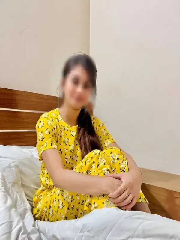 Aanya College Call Girl